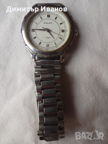 Полет - руски механичен часовник, с ръчно навиване. 