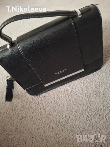 Дамска чанта , снимка 2 - Чанти - 51867376