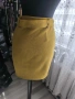 Къса велурена пола Stradivarius в цвят горчица - 8 Е, снимка 5