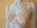 Lepel Розов Дантелен Сутиен 85C / Балконет, снимка 2