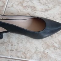 Обувки , снимка 1 - Дамски обувки на ток - 45471307