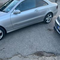 Mерцедес CLK270 Автоматик, снимка 1 - Автомобили и джипове - 45890167