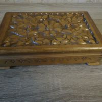 Ретро кутия с дърворезба за цигари, снимка 1 - Други ценни предмети - 45687667