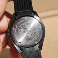 Японски часовник ''Citizen Eco-Drive'' /Divers 200 m/, снимка 13 - Мъжки - 45194907