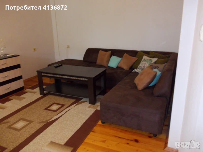 Етаж от къща в с. Бенковски, снимка 1