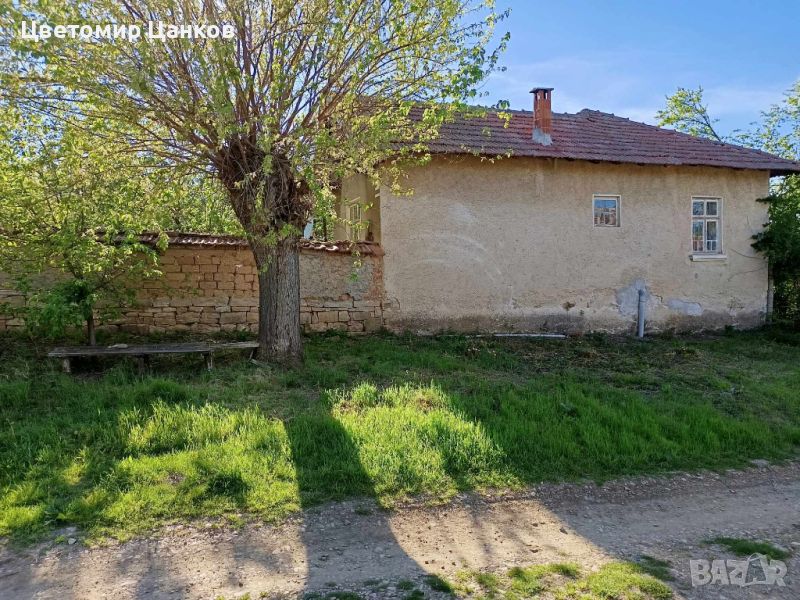 Продавам къща в с.Каранци, община Полски Тръмбеш, снимка 1