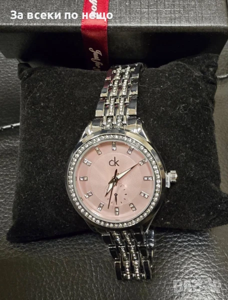 Calvin Klein Ръчен Сребрист Часовник С Кристали И Розов Циферблат В Кутия Код VL-135, снимка 1