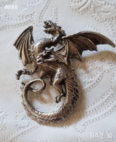 Медальон Whitby Wyrm Alchemy Gothic Dragon , снимка 1