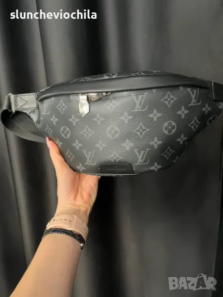 LOUIS VUITTON Monogram Eclipse Discovery Bumbag PM M46035, снимка 1