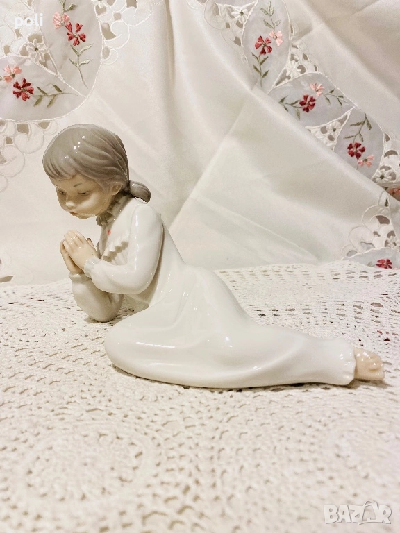 порцеланова статуетка, снимка 1