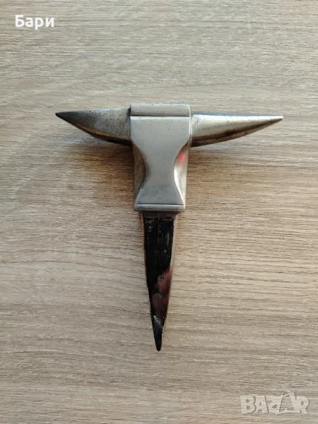 Стара малка бижутерска наковалня, снимка 1