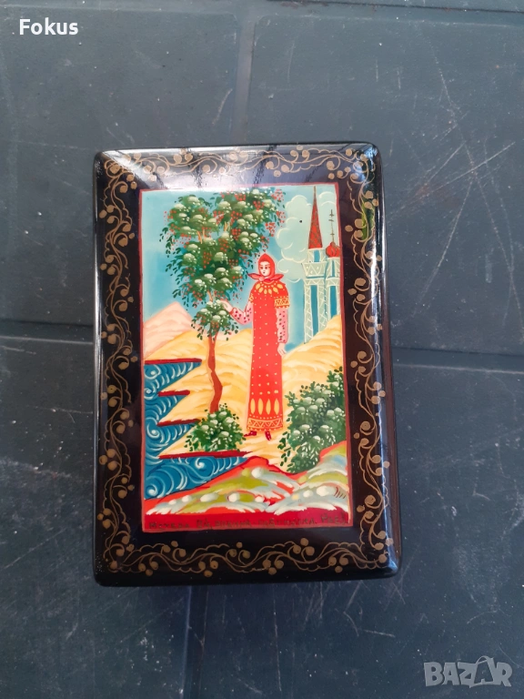 Стара руска лакова кутия ръчно рисувана Федоскино Палекс, снимка 1