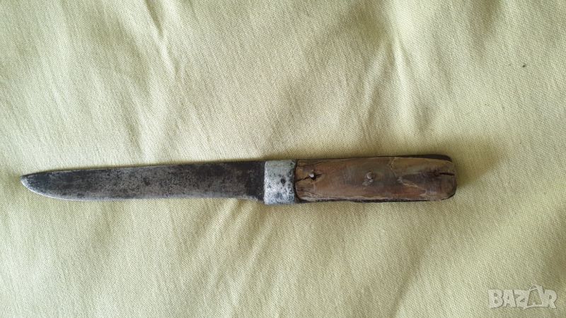 Стар кован нож с кокалени чирени, снимка 1