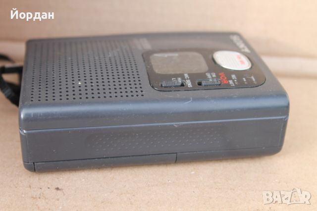 Уокмен ''Sony TCM 359 V'' , снимка 5 - Радиокасетофони, транзистори - 45134027