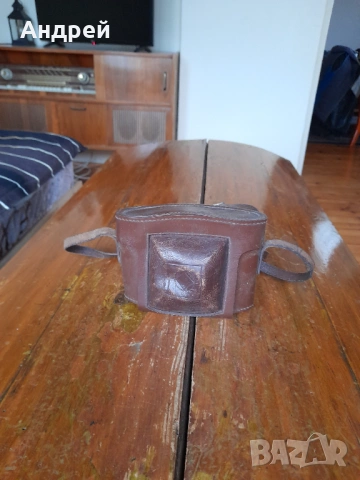 Стар калъф за фотоапарат #2