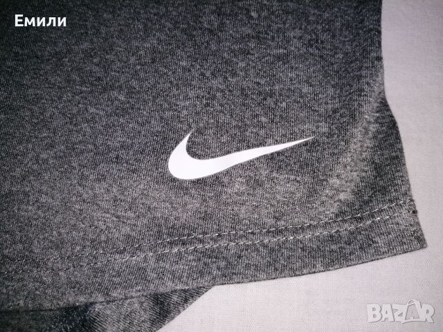 Nike DRI-FIT оригинален дамски потник р-р M, снимка 4 - Потници - 46449806
