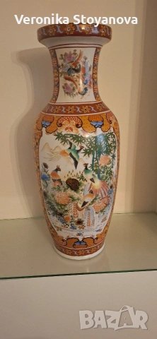 Голяма порцеланова ваза, снимка 2 - Вази - 53348570