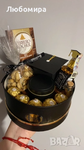 Букети за абитуриенти , снимка 8 - Изкуствени цветя - 53873162