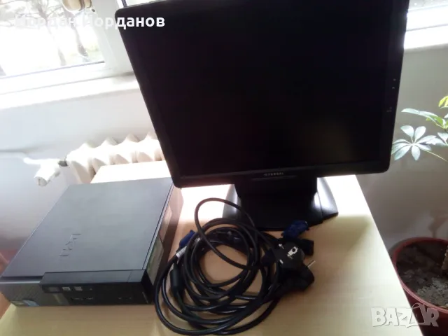 Настолен компютър DELL Optiplex 790 с монитор Hyundai