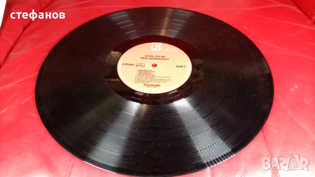 Дългосвиреща грамофонна плоча на STEEL PULSE „true democracy”, Германия, реге, снимка 6 - Грамофонни плочи - 50994418