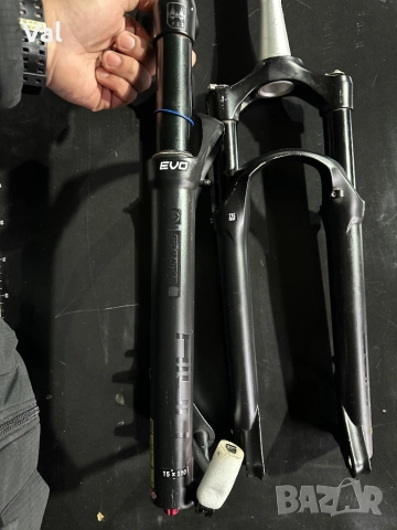 Въздушна вилка Santour Evo 27,5 , снимка 2 - Части за велосипеди - 53000712