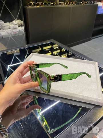 очила с черен обикновен калъф и ув защита louis vuitton, снимка 4 - Слънчеви и диоптрични очила - 51410614