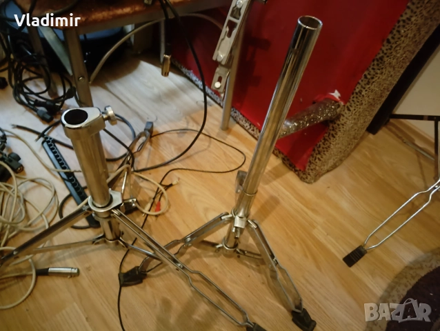 долна част от стойки за чинели, снимка 1