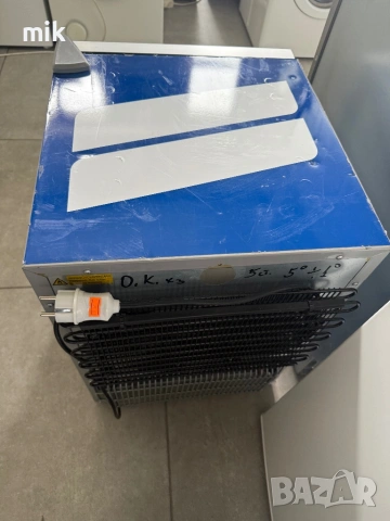 Малка хладилна витрина , снимка 5 - Витрини - 53132878