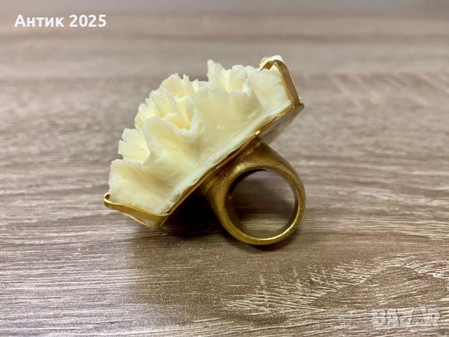 Обемист пръстен с голямо цвете карамфил, метал, размер 16, снимка 3 - Пръстени - 52856248