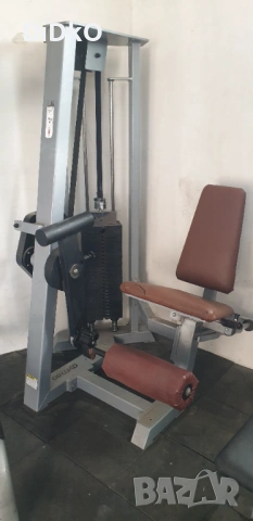 Цялостно фитнес оборудване в отлично състояние – машини Gym90, Precor