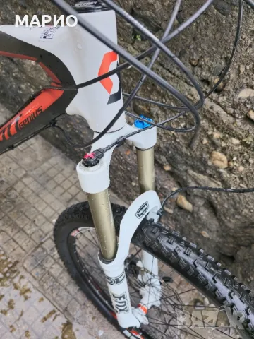 Scott Genius 30 Карбон 26" M размер Отличен, Fox Talas  , Sram X9, Нов, снимка 9 - Велосипеди - 47943472