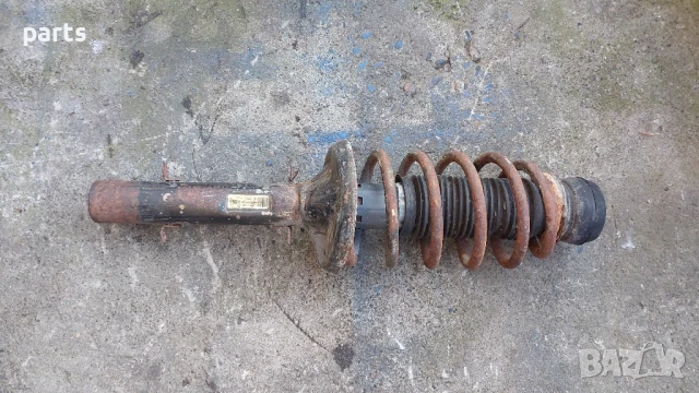 Преден Макферсон VW Голф 4
(2) - 1J0413031AE, снимка 2 - Части - 50712896