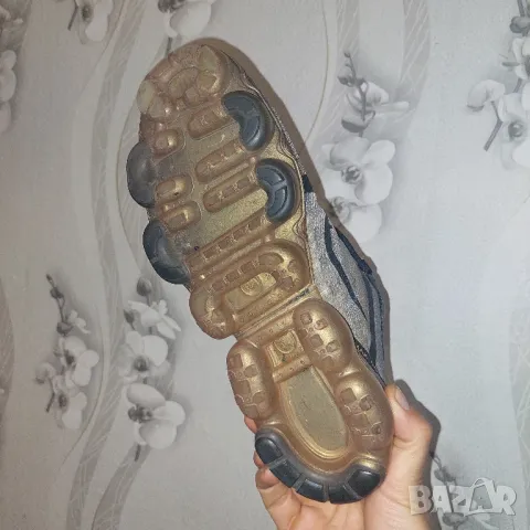 оригинални маратонки  Nike Air VaporMax 2019 Mettalic Gold номер 43-44, снимка 15 - Маратонки - 39889256