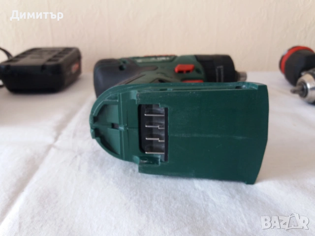 Акумулаторна ударна бормашина винтоверт Bosch Advanced Impact с батерии 4Ah, 1,5Ah и зарядно в куфар, снимка 14 - Бормашини - 54201038