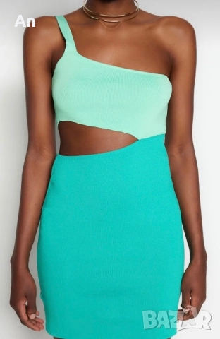 Красива къса рокля от плетиво, снимка 4 - Рокли - 52176515