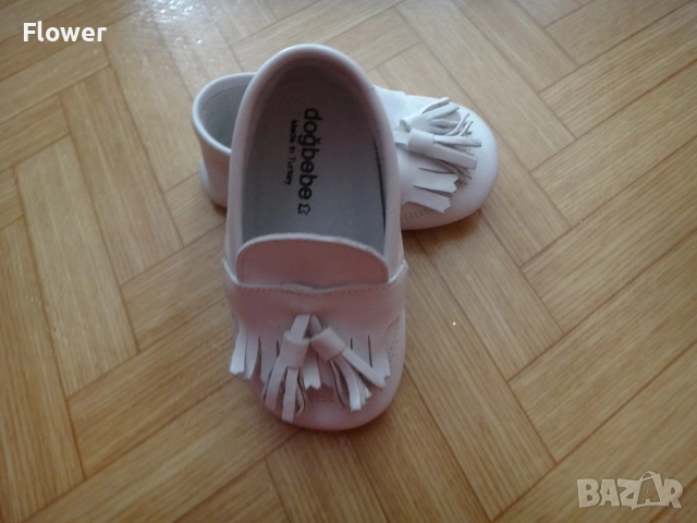 Официални бебешки бели обувки от естествена кожа, 19 номер, подходящи за кръщенка/кръщене, снимка 4 - Бебешки обувки - 52948334