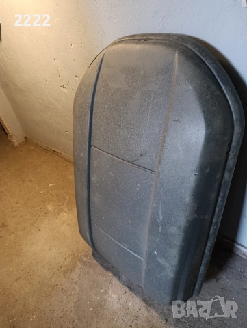 Продавам таванен багажник за автомобили 