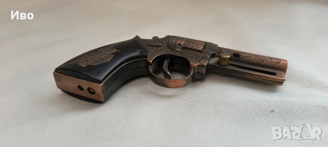 Ретро запалка-револвер с ножче и орел, снимка 5 - Колекции - 54281257