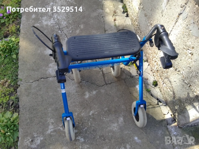 Продавам проходилка , снимка 3 - Ролатори - 53848352