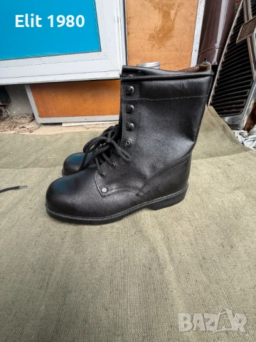 Продавам войнишки кубинки , снимка 11 - Антикварни и старинни предмети - 52667931