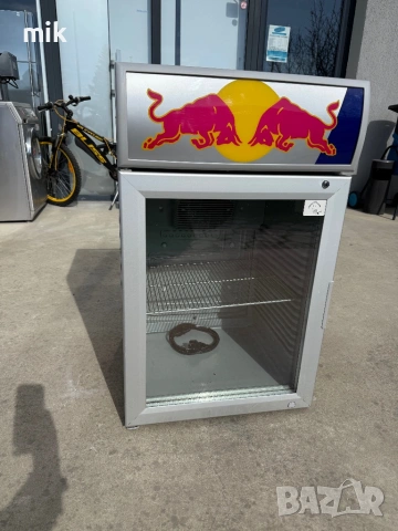 Малка витрина Либхер 