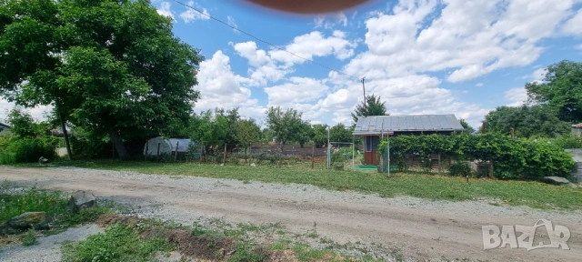 Парцел в регулация, бунгало, ток, вода, сондаж, овощни дръвчета., снимка 15 - Парцели - 53813164