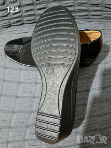 Продавам нови ортопедични дамски обувки!, снимка 3 - Дамски ежедневни обувки - 52026805