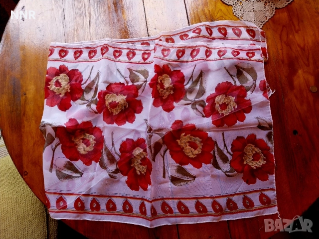 Шал, шалчета - 2 бр., 5 лв. бр.