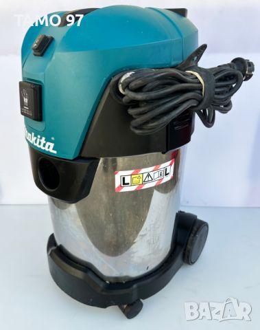 Makita VC3011L - Прахосмукачка за сухо и мокро почистване, снимка 1 - Други инструменти - 46439924
