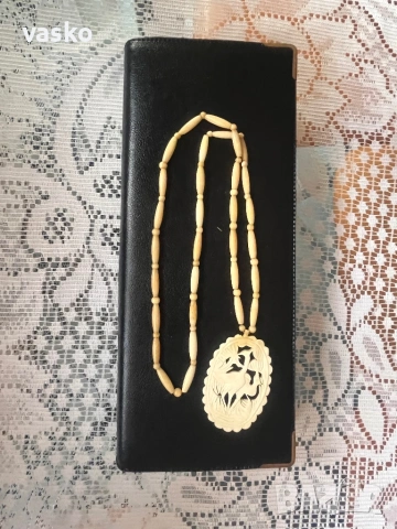 Стар гердан слонова кост