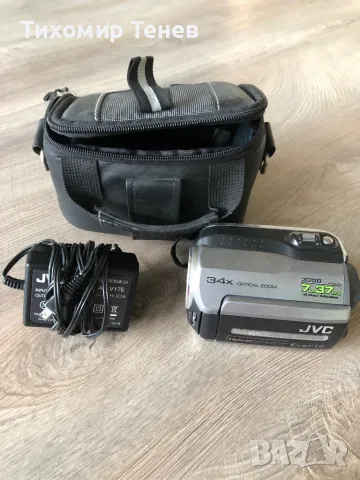 Камера JVC everio GZ-MG130E hibrid 30gb camcorder , снимка 1 - Камери - 48698383