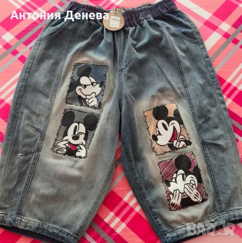 Летни бермуди с Мики маус , снимка 1