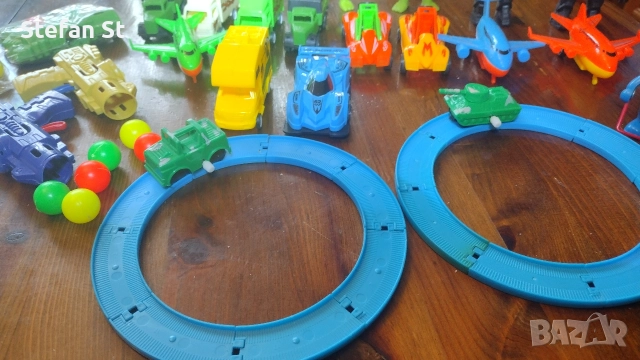 Детски играчки, снимка 2 - Коли, камиони, мотори, писти - 52721519