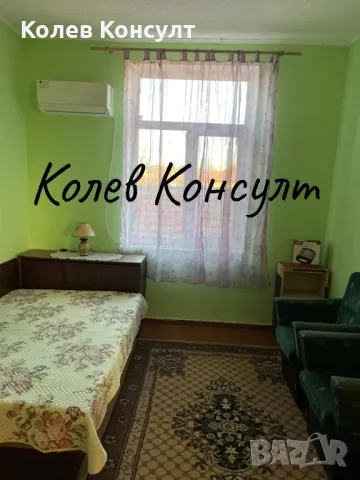 Продавам двуетажна къща в село Черногорово, снимка 5 - Къщи - 48763141